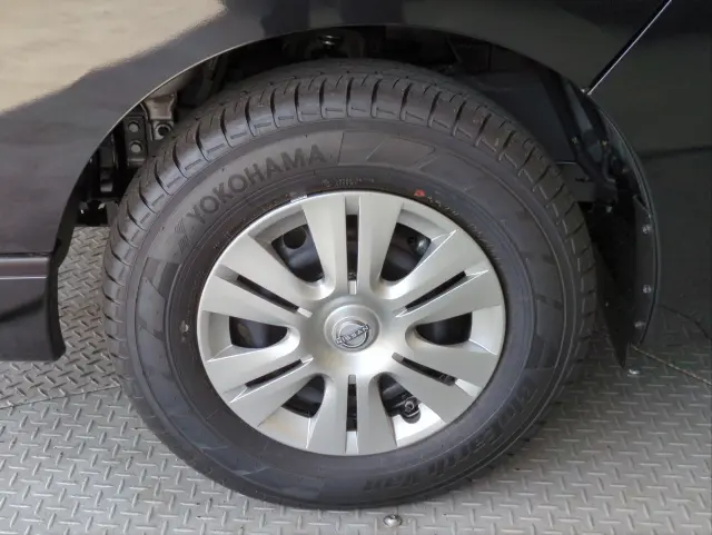 日産 キャラバン 3DF-VN2E26(2WD)の写真42