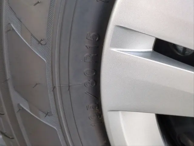 日産 キャラバン 3DF-VN2E26(2WD)の写真45