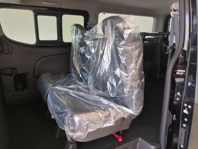 日産 キャラバン 3DF-VN6E26(4WD)の写真4
