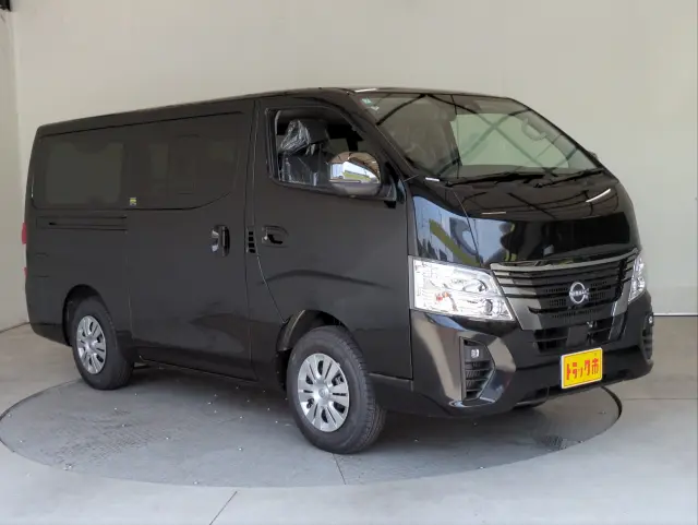 日産 キャラバン 3DF-VN6E26(4WD)の写真35