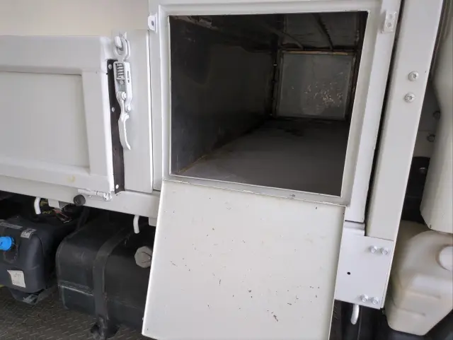 三菱 キャンター 2ＰＧ-ＦＢＡＶ0(2WD)の写真20