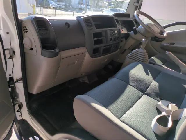 日産 アトラス CBF-SQ1F24(2WD)の写真2