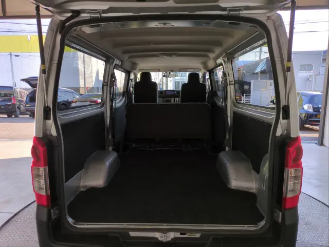 日産 キャラバン LDF-VW2E26の写真5