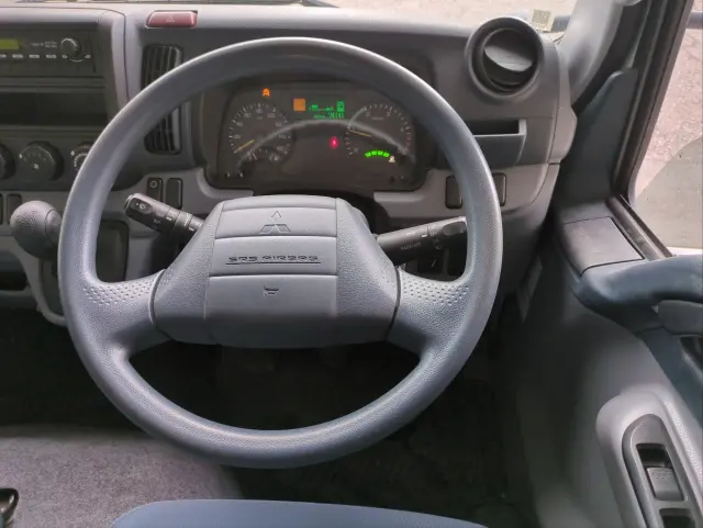 三菱 キャンター TKG-FBA20(2WD)の写真7
