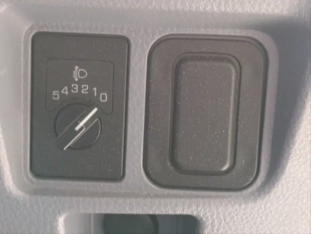 三菱 キャンター TKG-FBA20(2WD)の写真24