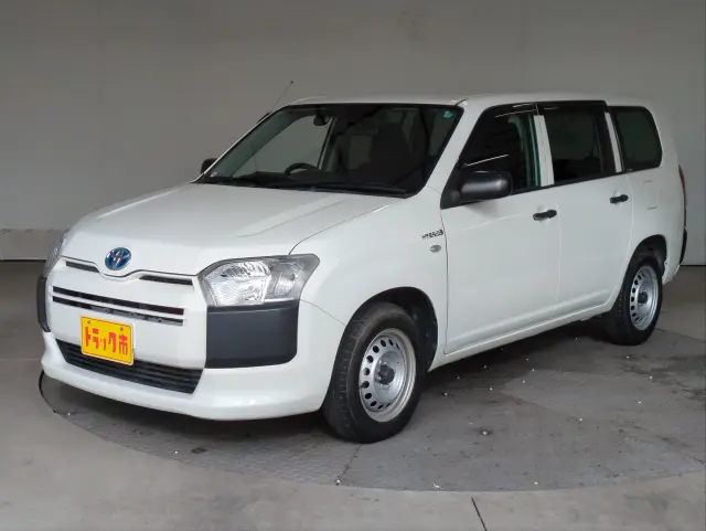 トヨタ プロボックスバン 6AE-NHP160V(2WD)の写真28