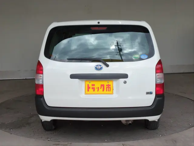 トヨタ プロボックスバン 6AE-NHP160V(2WD)の写真33