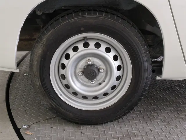 トヨタ プロボックスバン 6AE-NHP160V(2WD)の写真39