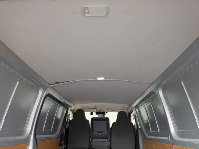 トヨタ ハイエースバン CBF-TRH200V(2WD)の写真20