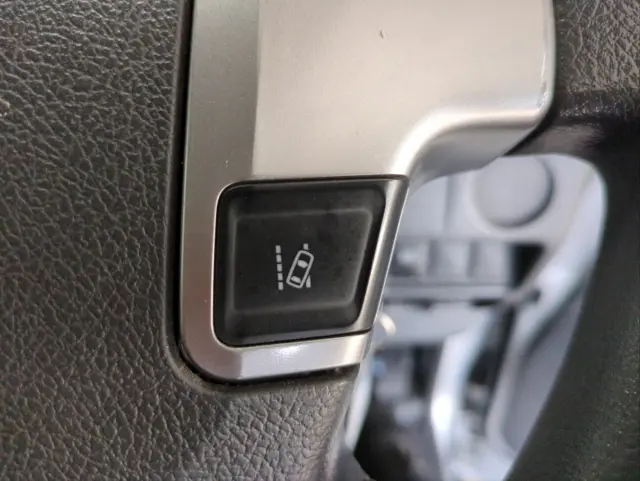 トヨタ ハイエースバン CBF-TRH200V(2WD)の写真25