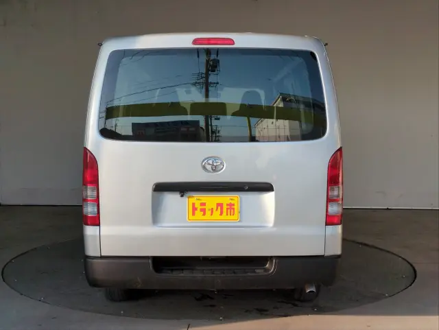 トヨタ ハイエースバン CBF-TRH200V(2WD)の写真35