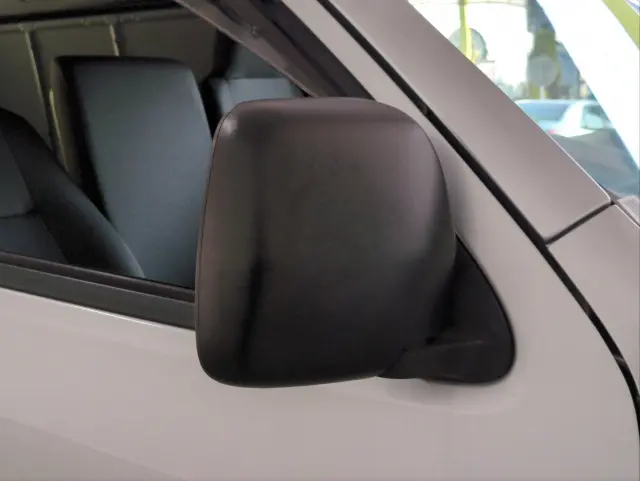 トヨタ ハイエースバン CBF-TRH200V(2WD)の写真43