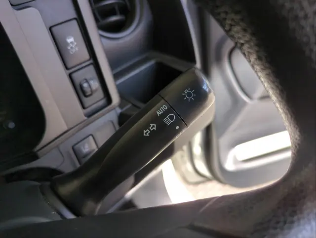 トヨタ プロボックスバン 6AE-NHP160V(2WD)の写真23