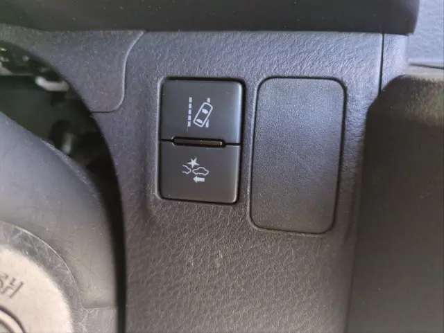 トヨタ プロボックスバン 6AE-NHP160V(2WD)の写真24