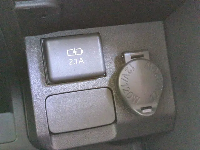 トヨタ プロボックスバン 6AE-NHP160V(2WD)の写真26