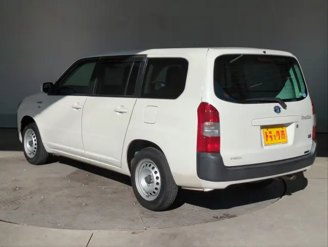 トヨタ プロボックスバン 6AE-NHP160V(2WD)の写真36