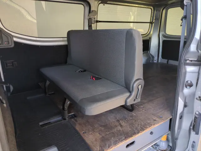 日産 キャラバン CBF-VR2E26(2WD)の写真4
