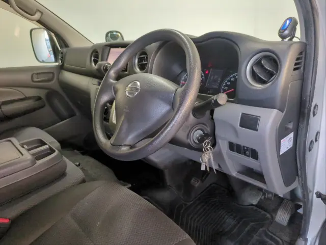 日産 キャラバン CBF-VR2E26(2WD)の写真18