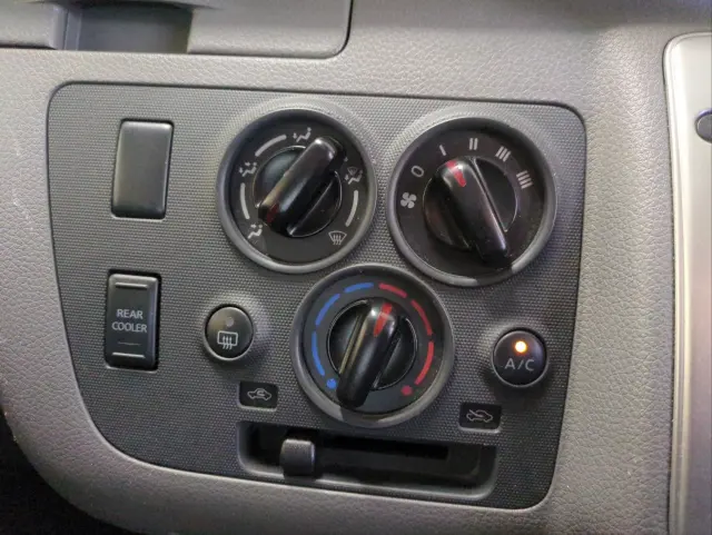 日産 キャラバン CBF-VR2E26(2WD)の写真23