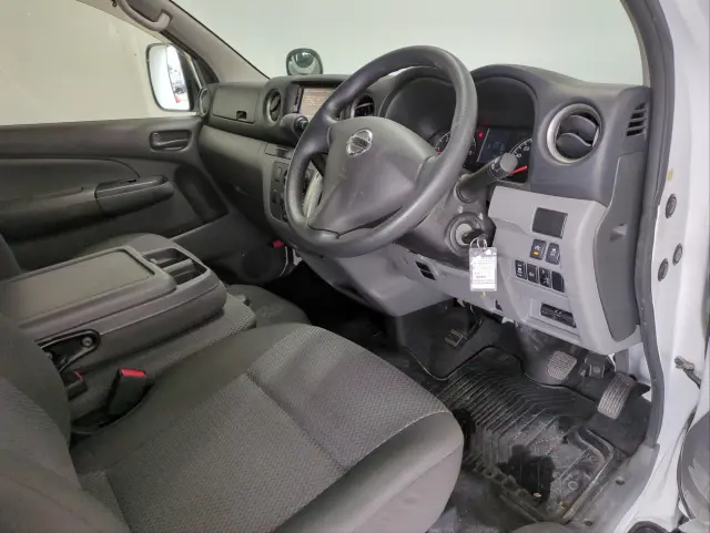 日産 キャラバン LDF-VW2E26(2WD)の写真17