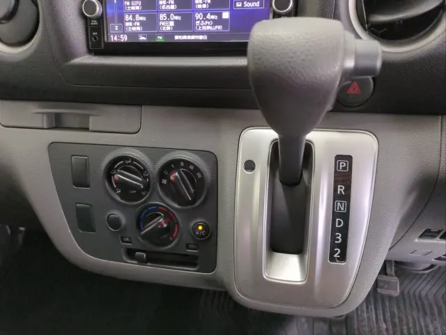 日産 キャラバン LDF-VW2E26(2WD)の写真22