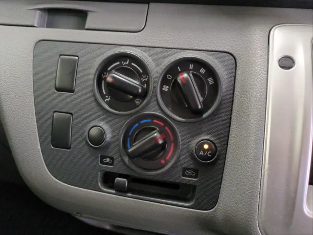 日産 キャラバン LDF-VW2E26(2WD)の写真23