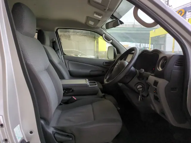 日産 キャラバン ｃＢＦ-ＶＲ2Ｅ26(2WD)の写真19