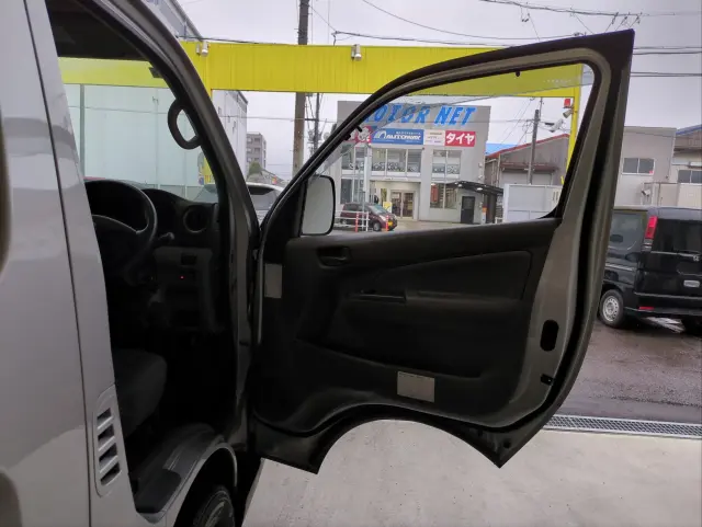 日産 キャラバン ｃＢＦ-ＶＲ2Ｅ26(2WD)の写真25