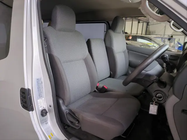 日産 キャラバン LDF-VW2E26(4WD)の写真18