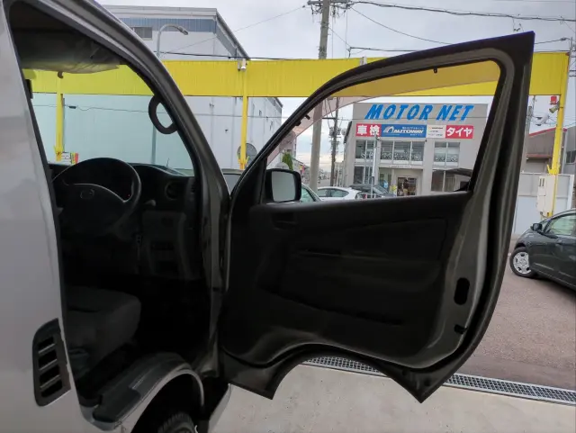 日産 キャラバン LDF-VW2E26(4WD)の写真25