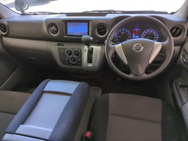 日産 キャラバン CBF-VR2E26(2WD)の写真6