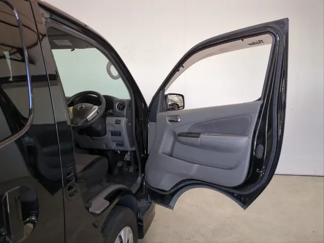 日産 キャラバン CBF-VR2E26(2WD)の写真24