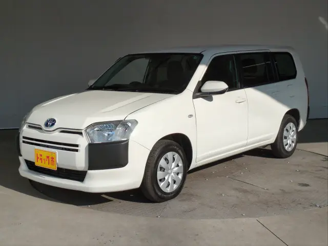 トヨタ プロボックスバン 6AE-NHP160V(2WD)の写真30