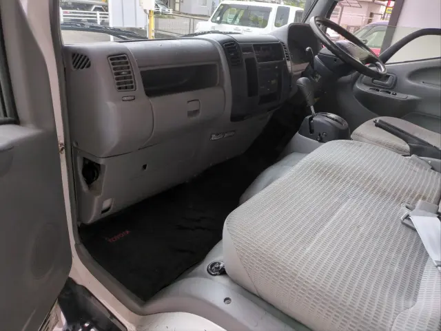 トヨタ トヨエース ＡＢＦ-ＴＲＹ230(2WD)の写真2