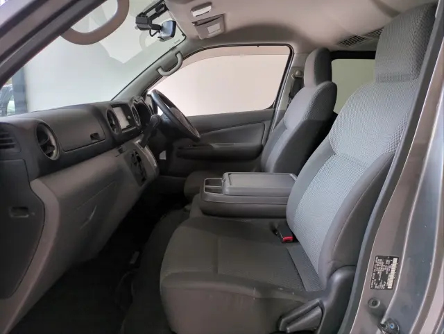 日産 キャラバン LDF-VW2E26の写真3