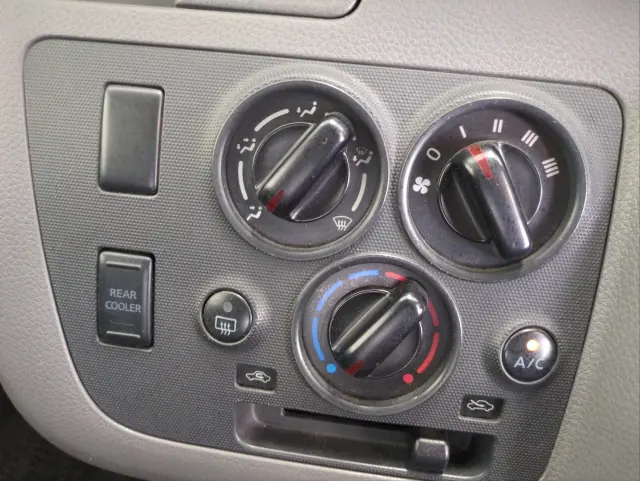 日産 キャラバン LDF-VW2E26の写真24