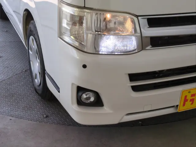 トヨタ ハイエースレジアス CBF-TRH200Vの写真16