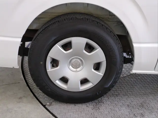 トヨタ ハイエースレジアス CBF-TRH200Vの写真39