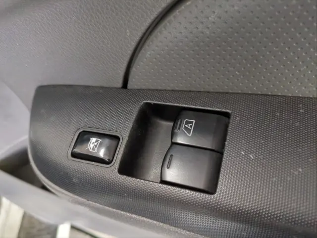 日産 キャラバン LDF-VW2E26の写真25