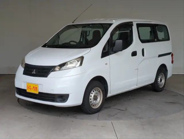 三菱 デリカ ＤＢＦ-ＢＶＭ20(2WD)の写真27