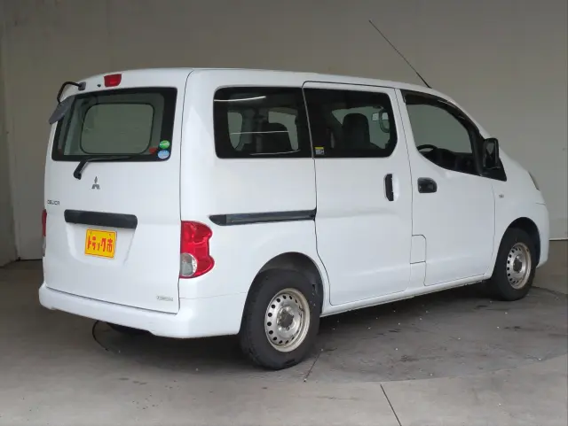 三菱 デリカ ＤＢＦ-ＢＶＭ20(2WD)の写真31