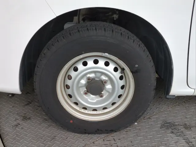 三菱 デリカ ＤＢＦ-ＢＶＭ20(2WD)の写真36