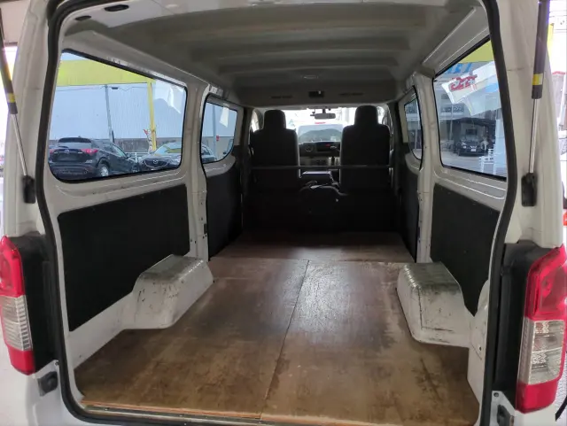 日産 キャラバン ＬＤＦ-ＶＷ2Ｅ26(2WD)の写真5