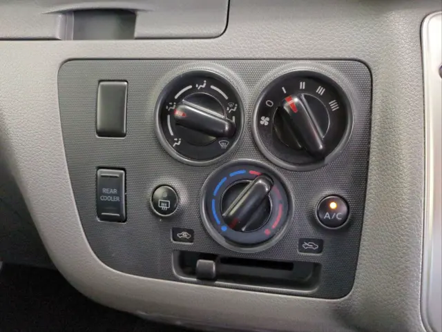 日産 キャラバン ＬＤＦ-ＶＷ2Ｅ26(2WD)の写真21