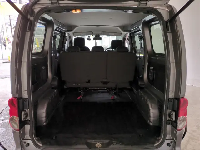 日産 バネットバン DBF-VM20(2WD)の写真5