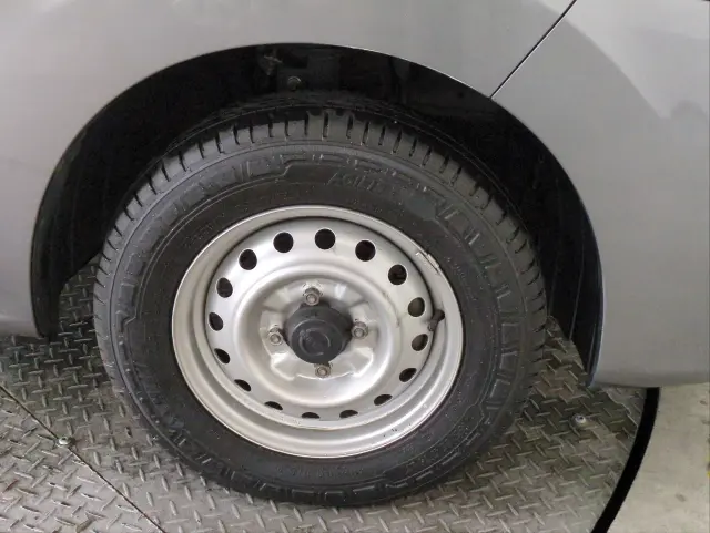 日産 バネットバン DBF-VM20(2WD)の写真17