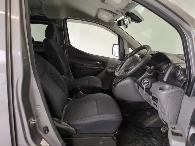 日産 バネットバン DBF-VM20(2WD)の写真19