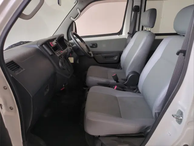 トヨタ タウンエースバン DBF-S402M(2WD)の写真3