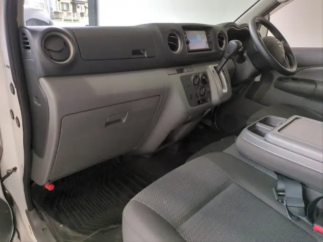 日産 キャラバン ＬＤＦ-ＶＷ2Ｅ26(2WD)の写真2