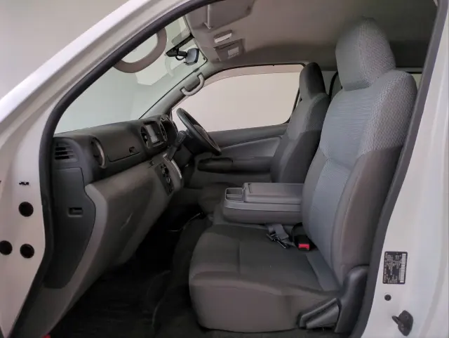 日産 キャラバン ＬＤＦ-ＶＷ2Ｅ26(2WD)の写真3